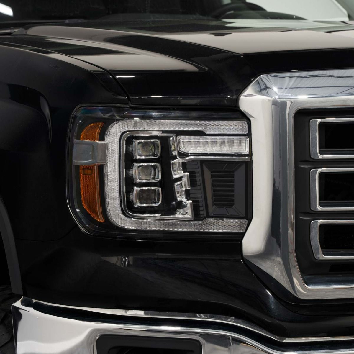 2014–2018 GMC Sierra 1500 and 2015-2019 GMC Sierra 2500 & 3500 Full LED Projector Headlights with Sequential Turn Signals & White DRL (Pair)