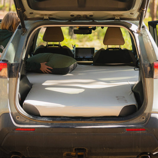 Luno vehicle mattress fitted sheet installed for car camping